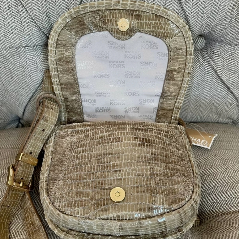 Michael Kors Tan Crossbody Bag - Picture 3 of 12
